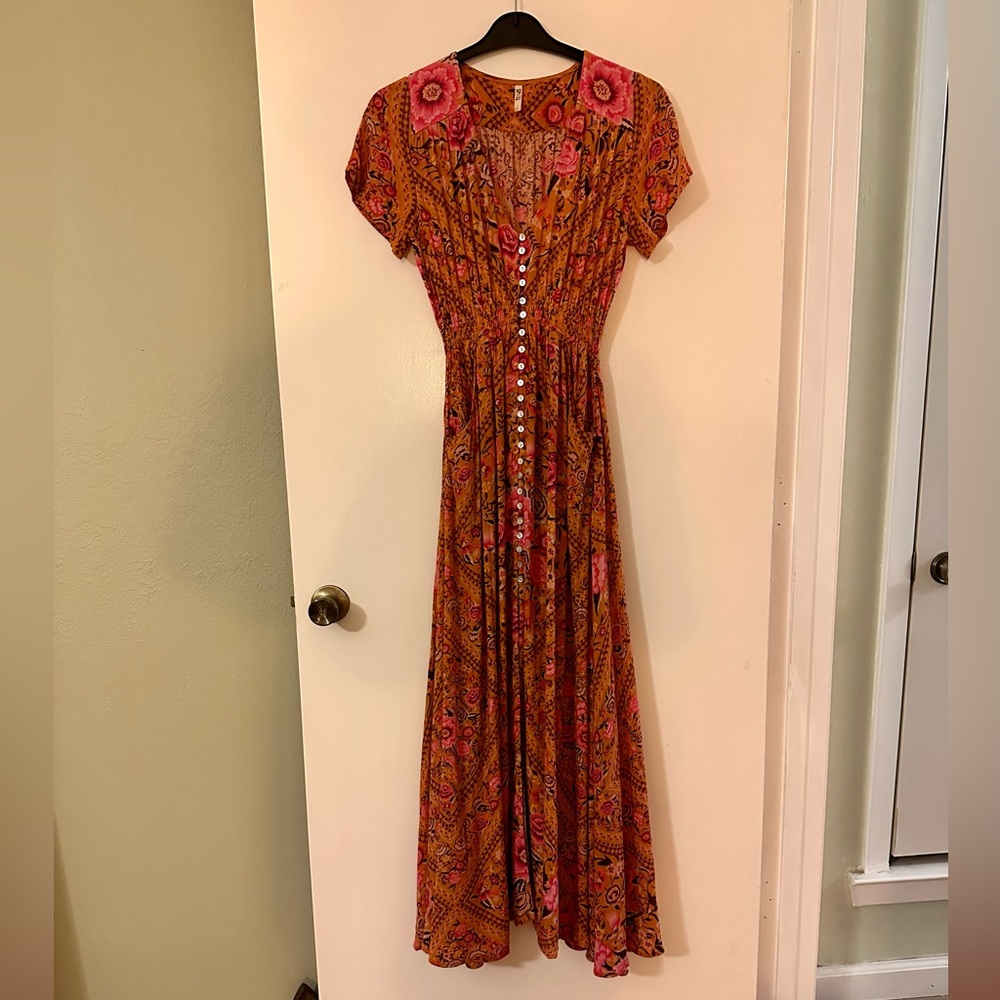 Amber babushka gown 🧡 - Picture 2 of 15